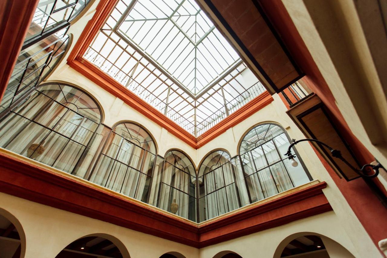 Casa Patio Del Siglo XIX Aparthotel Seville Luaran gambar